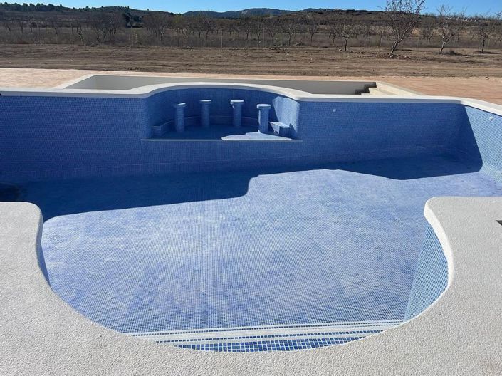 Image No.9-6 Bed Villa for sale