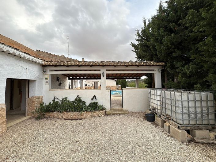 Image No.11-5 Bed Semi-Detached for sale