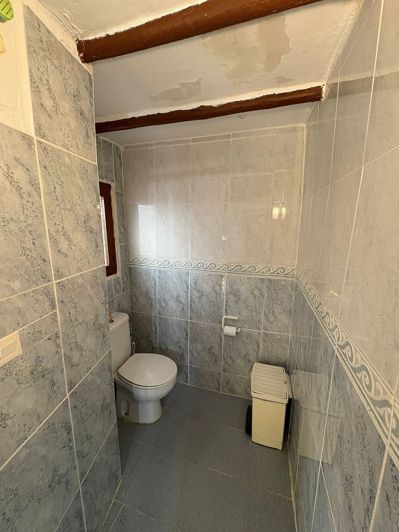 Image No.38-5 Bed Semi-Detached for sale