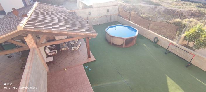 Image No.41-4 Bed Semi-Detached for sale