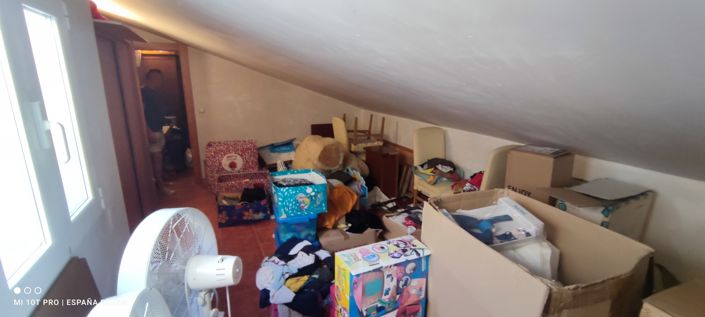 Image No.45-4 Bed Semi-Detached for sale