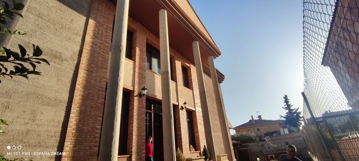 Image No.9-4 Bed Semi-Detached for sale