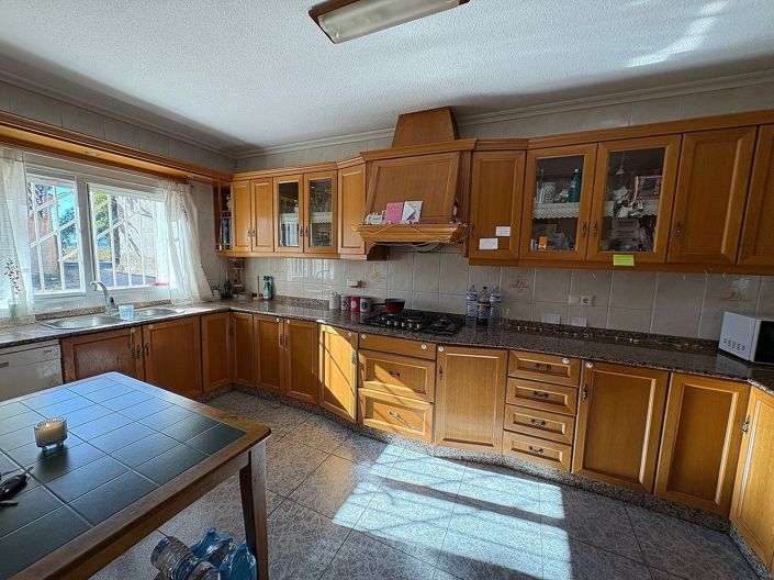 Image No.15-6 Bed Village House for sale