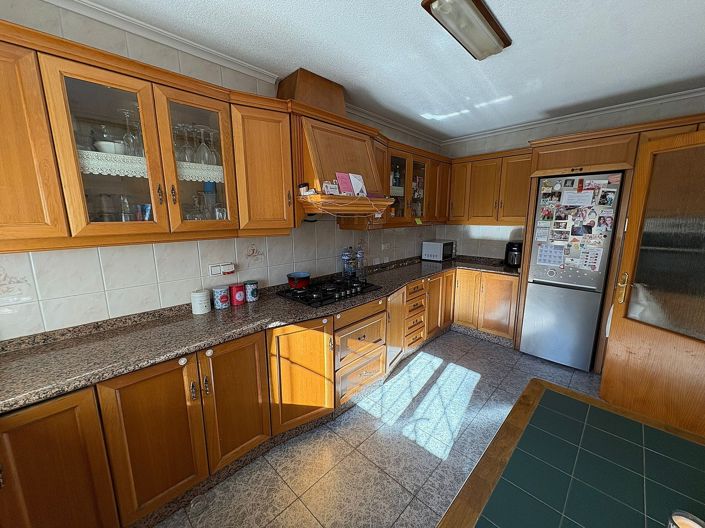 Image No.16-6 Bed Village House for sale