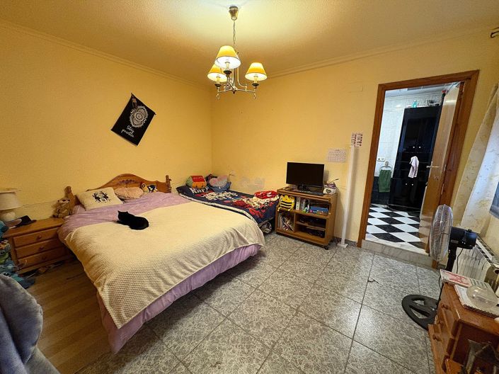 Image No.21-6 Bed Village House for sale