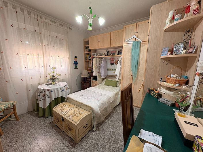 Image No.16-Villa de 4 chambres à vendre à Monóvar