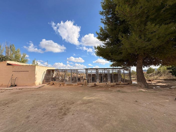 Image No.29-4 Bed Villa for sale