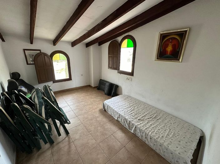 Image No.11-Maison de campagne de 9 chambres à vendre à Novelda