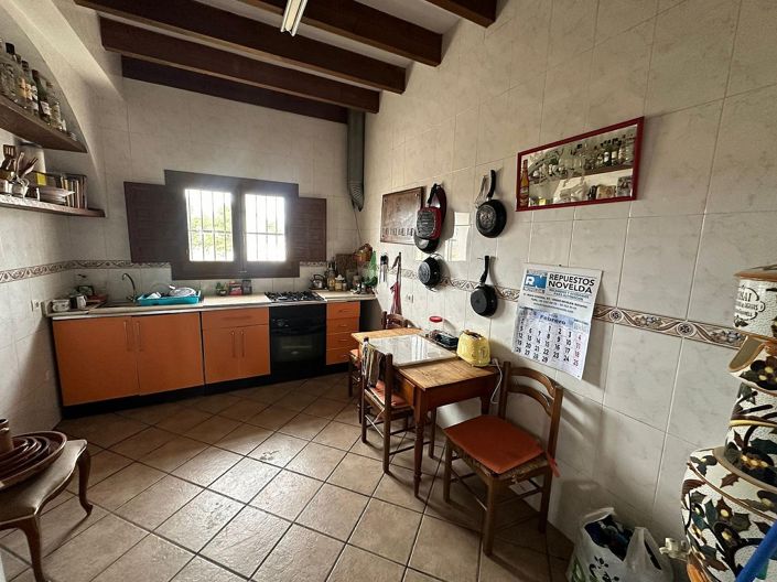 Image No.14-Maison de campagne de 9 chambres à vendre à Novelda