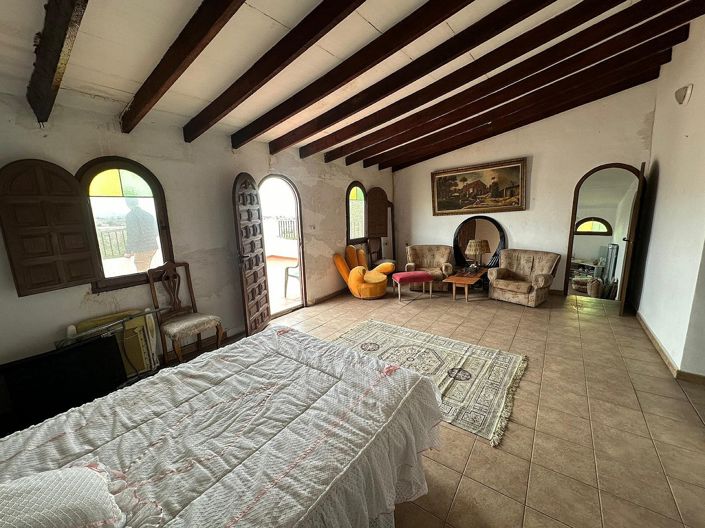 Image No.15-9 Bed Country House for sale