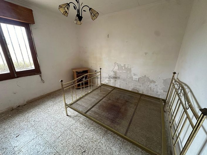 Image No.23-9 Bed Country House for sale