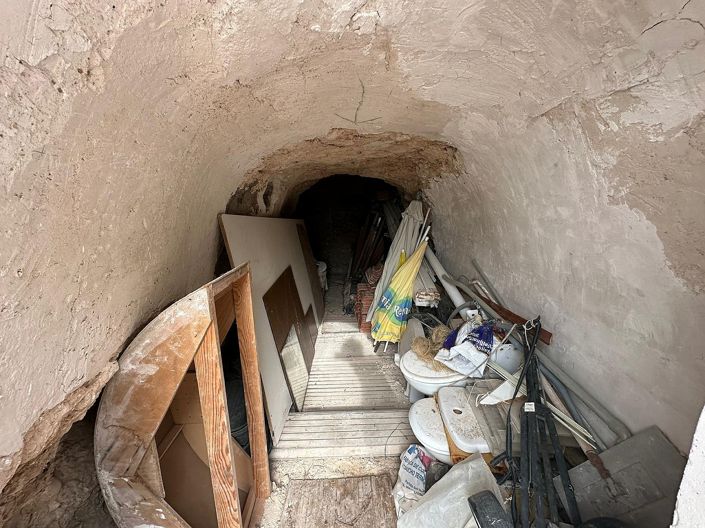 Image No.24-9 Bed Country House for sale