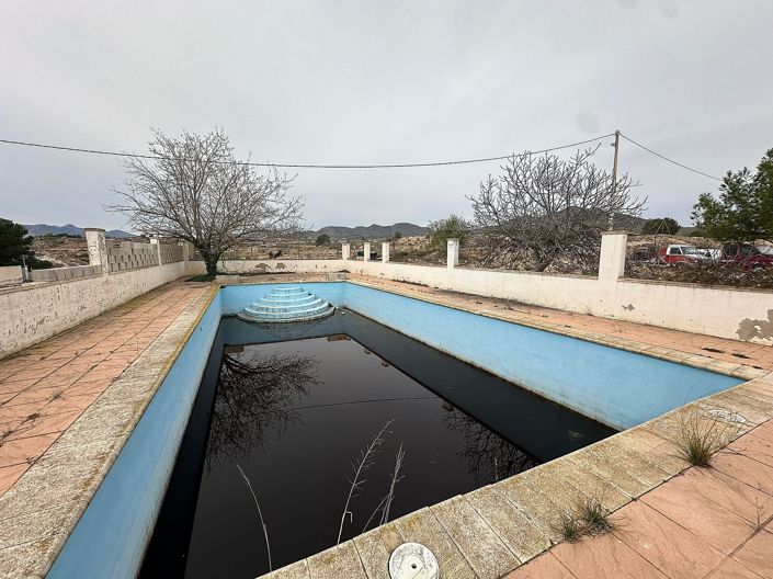 Image No.32-9 Bed Country House for sale