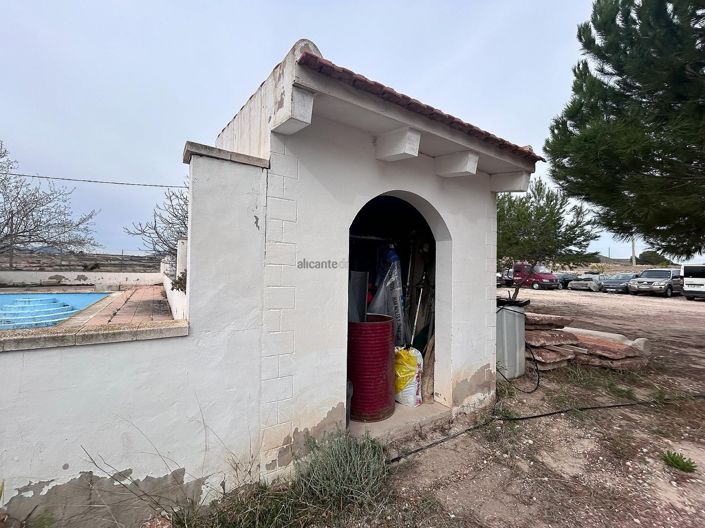 Image No.34-9 Bed Country House for sale