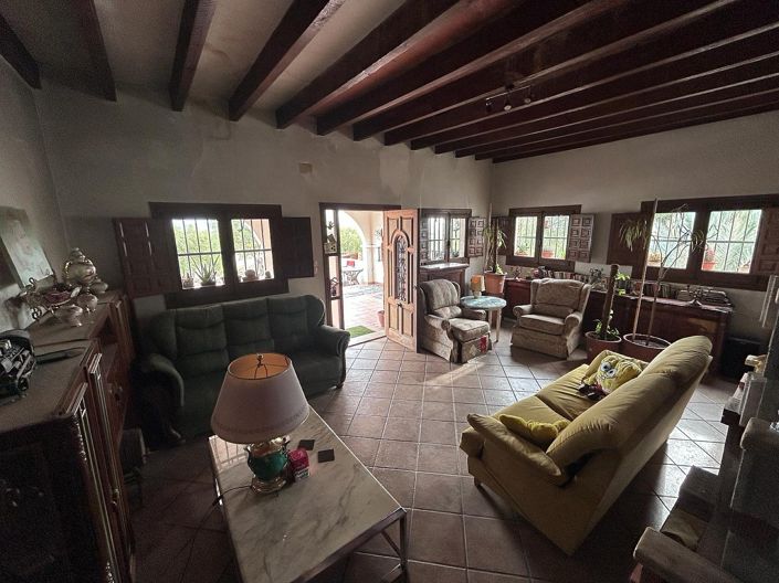 Image No.4-Maison de campagne de 9 chambres à vendre à Novelda