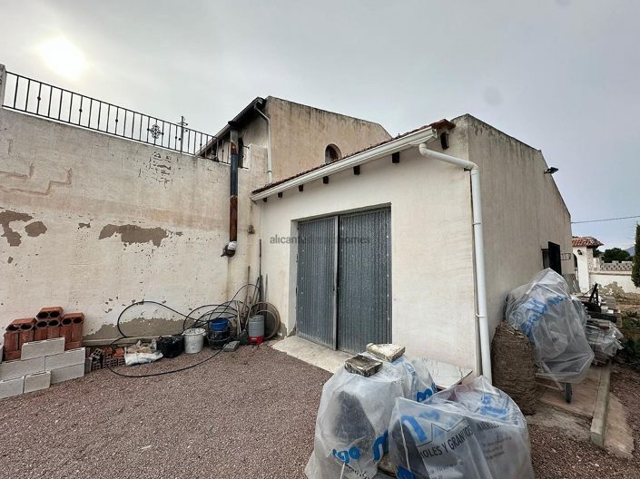 Image No.46-9 Bed Country House for sale