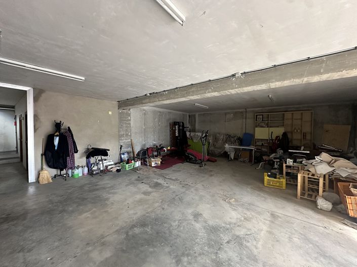 Image No.10-6 Bed Villa for sale