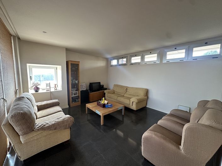 Image No.19-6 Bed Villa for sale