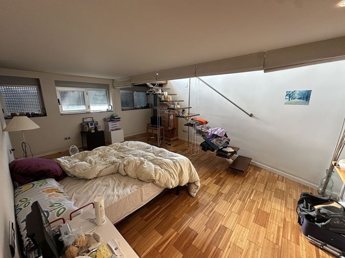 Image No.28-6 Bed Villa for sale