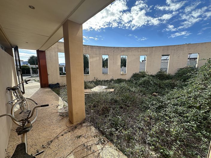 Image No.45-6 Bed Villa for sale