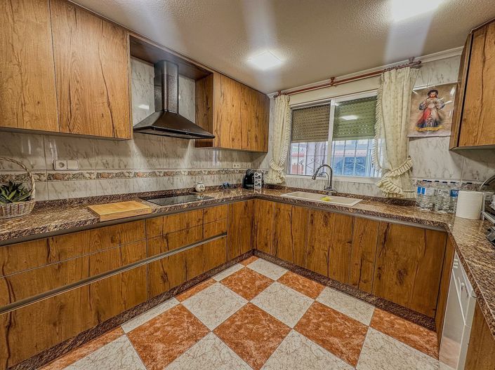 Image No.21-5 Bed Villa for sale