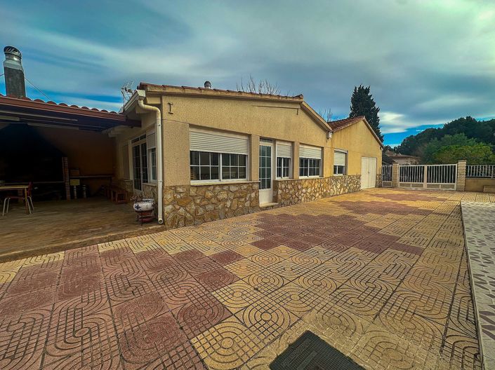 Image No.38-5 Bed Villa for sale