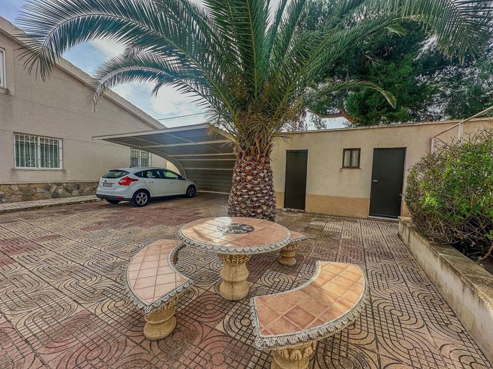 Image No.9-5 Bed Villa for sale