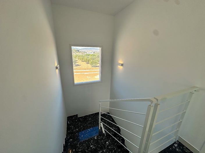 Image No.20-4 Bed Villa for sale