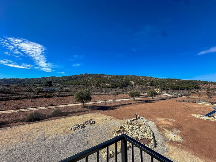 Image No.24-4 Bed Villa for sale