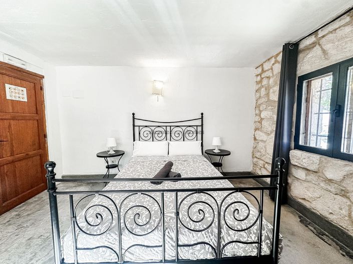 Image No.34-9 Bed Villa for sale