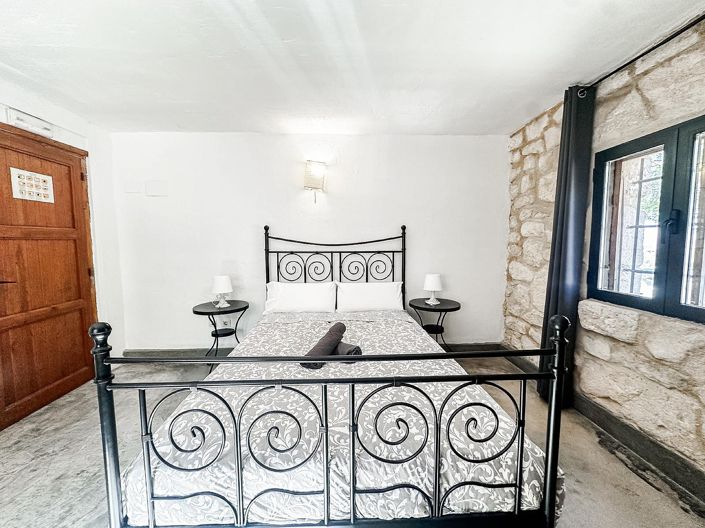 Image No.34-9 Bed Villa for sale