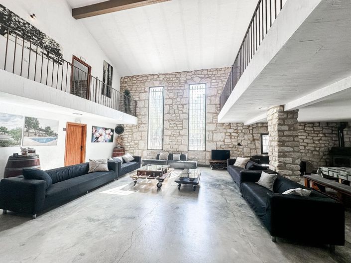 Image No.6-9 Bed Villa for sale