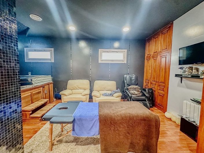 Image No.28-5 Bed Villa for sale