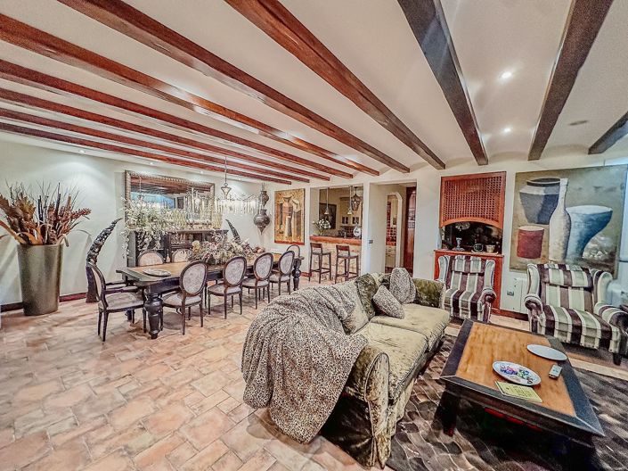 Image No.44-5 Bed Villa for sale