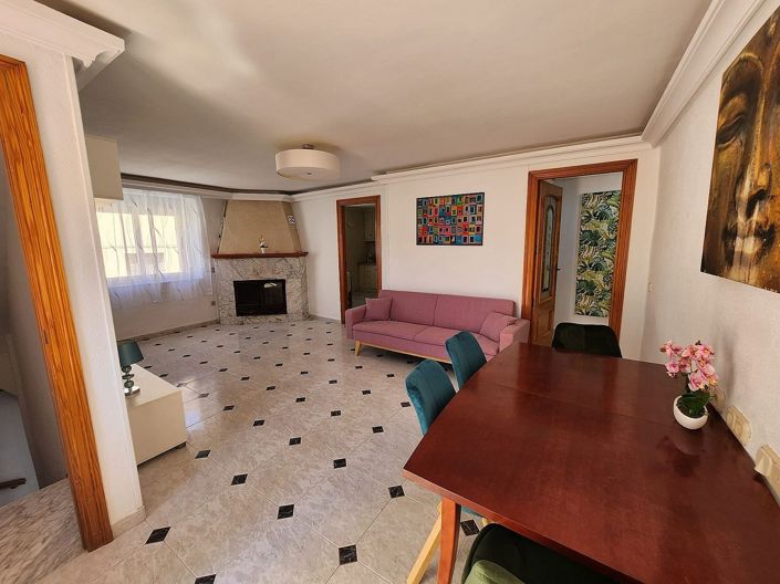 Image No.25-5 Bed Townhouse for sale