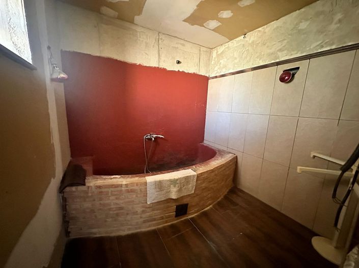 Image No.35-3 Bed Country House for sale