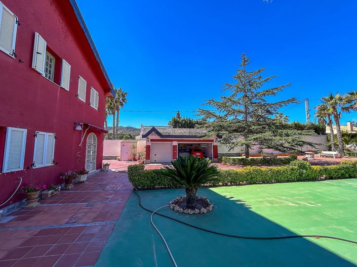 Image No.19-6 Bed Villa for sale