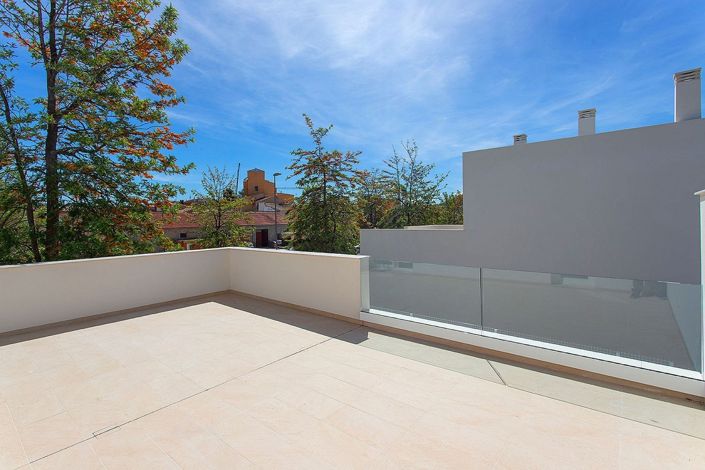 Image No.20-3 Bed Villa for sale