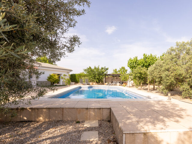 Image No.3-Villa de 5 chambres à vendre à Biar