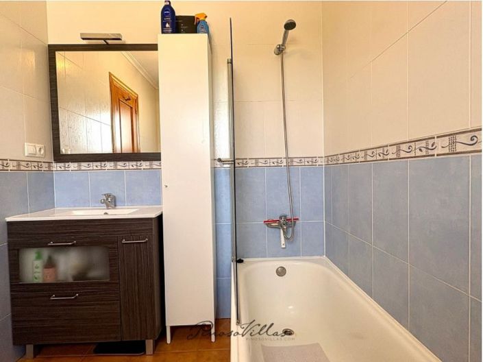 Image No.33-3 Bed Villa for sale