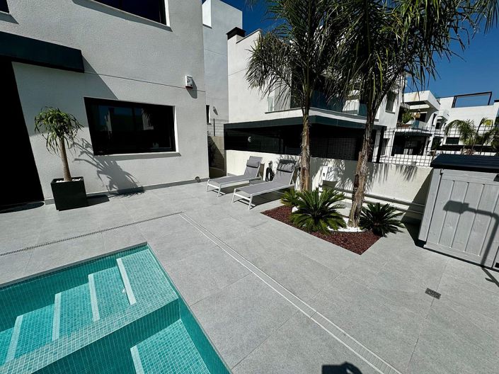 Image No.13-3 Bed Villa for sale