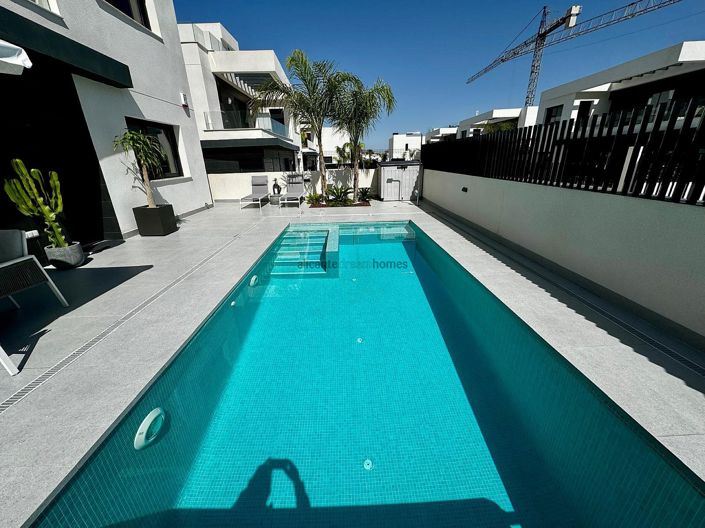 Image No.16-3 Bed Villa for sale