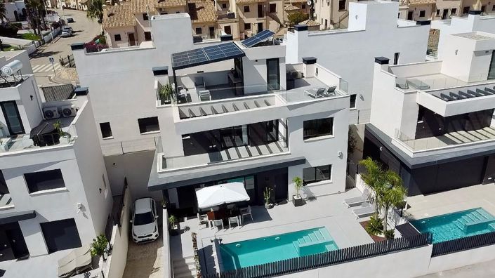 Image No.22-3 Bed Villa for sale