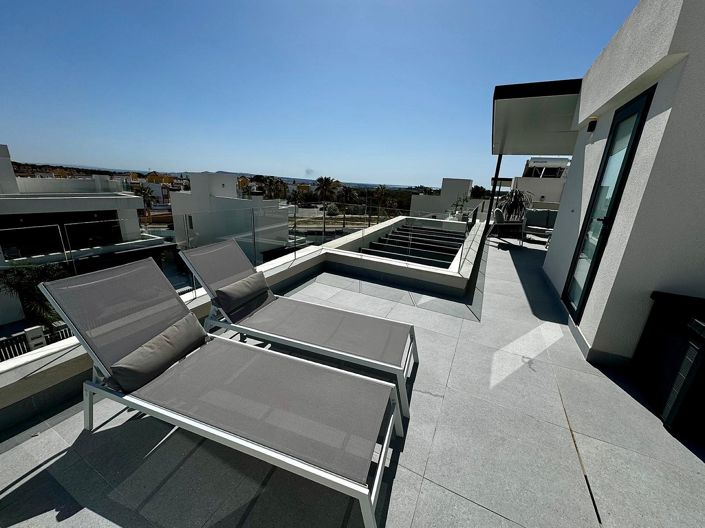 Image No.23-3 Bed Villa for sale