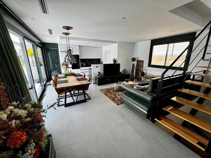 Image No.3-3 Bed Villa for sale