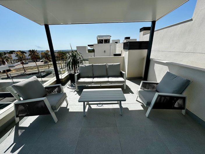 Image No.30-3 Bed Villa for sale