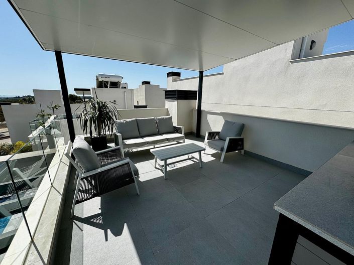 Image No.33-3 Bed Villa for sale