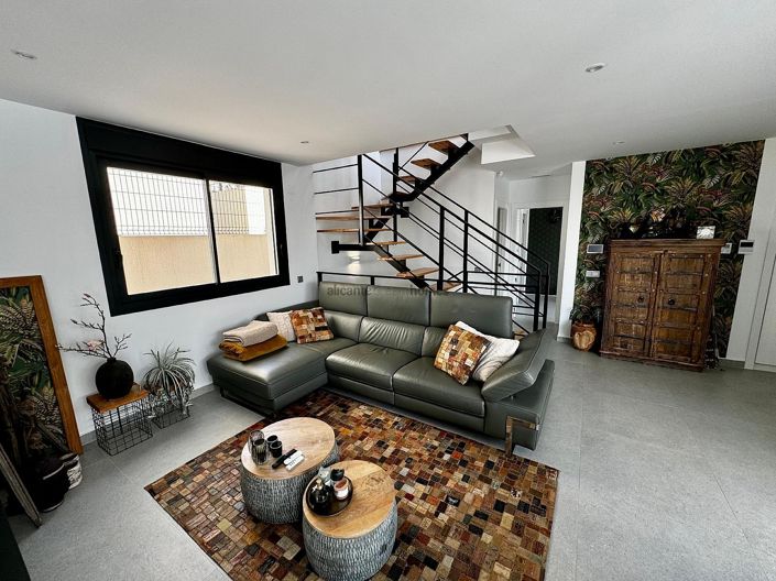 Image No.44-3 Bed Villa for sale