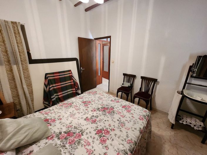 Image No.6-5 Bed Townhouse for sale