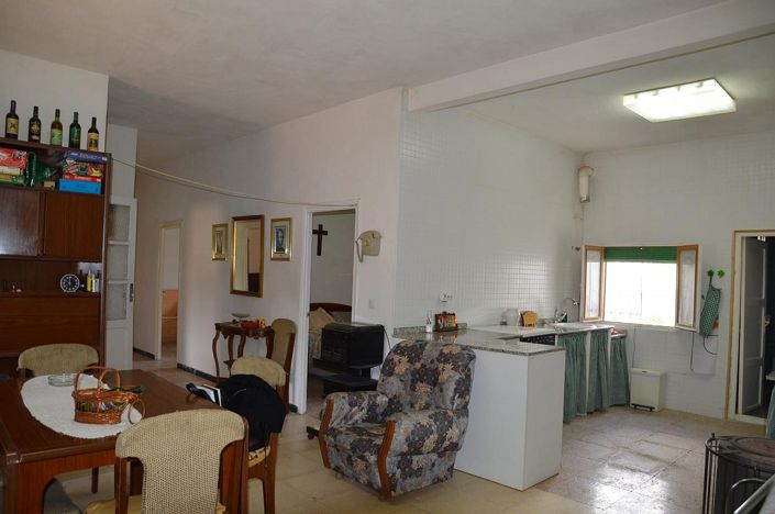 Image No.27-4 Bed House for sale